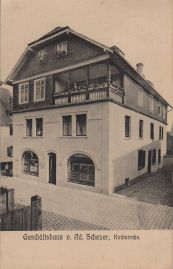 Hier geht es zur Karte mit dem Motiv 'Geschäftshaus Scheuer in gepflasterter Kirchstraße' Hier geht es zur Karte mit dem Motiv 'Geschäftshaus Scheuer in gepflasterter Kirchstraße'