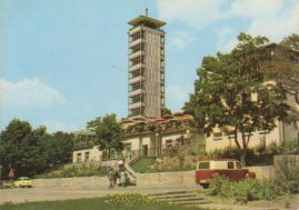 Hier geht es zur Karte mit dem Motiv 'Müggelturm und alte Autos aus 1968' Hier geht es zur Karte mit dem Motiv 'Müggelturm und alte Autos aus 1968'