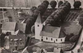 Hier geht es zur Karte mit dem Motiv 'Die Beller Kirche aus der Luft' Hier geht es zur Karte mit dem Motiv 'Die Beller Kirche aus der Luft'