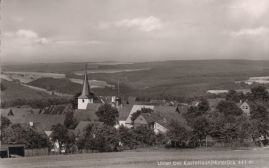 Hier geht es zur Karte mit dem Motiv 'Blick über Uhler und bewaldete Hügel' Hier geht es zur Karte mit dem Motiv 'Blick über Uhler und bewaldete Hügel'