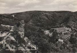 Hier geht es zur Karte mit dem Motiv 'Verfallene Burg und Schloss Waldeck' Hier geht es zur Karte mit dem Motiv 'Verfallene Burg und Schloss Waldeck'