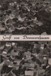 Hier geht es zur Karte mit dem Motiv 'Zwei schwarzweiße Luftbilder des Ortes' Hier geht es zur Karte mit dem Motiv 'Zwei schwarzweiße Luftbilder des Ortes'