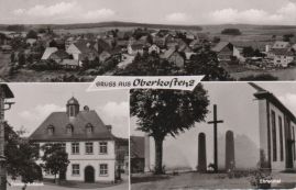 Hier geht es zur Karte mit dem Motiv 'Dorfansicht, Gemeindehaus und Ehrenmal an der Kirche' Hier geht es zur Karte mit dem Motiv 'Dorfansicht, Gemeindehaus und Ehrenmal an der Kirche'
