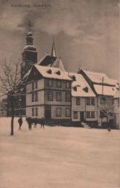 Hier geht es zur Karte mit dem Motiv 'Marktpaltz und Kirche im Winterkleid' Hier geht es zur Karte mit dem Motiv 'Marktpaltz und Kirche im Winterkleid'