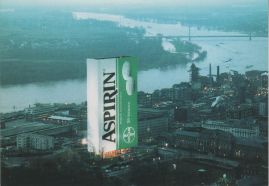 Hier geht es zur Karte mit dem Motiv 'Bayer-Hochhaus mit Aspirin-Folie' Hier geht es zur Karte mit dem Motiv 'Bayer-Hochhaus mit Aspirin-Folie'