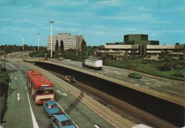 Hier geht es zur Karte mit dem Motiv 'Forum hinter der Stadtautobahn' Hier geht es zur Karte mit dem Motiv 'Forum hinter der Stadtautobahn'