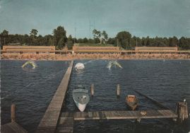 Hier geht es zur Karte mit dem Motiv 'Blick vom See auf das Strandbad' Hier geht es zur Karte mit dem Motiv 'Blick vom See auf das Strandbad'
