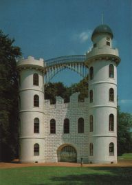 Hier geht es zur Karte mit dem Motiv 'Lustschloss auf der Pfaueninsel in der Havel' Hier geht es zur Karte mit dem Motiv 'Lustschloss auf der Pfaueninsel in der Havel'