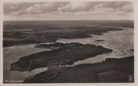 Hier geht es zur Karte mit dem Motiv 'Luftbild der Pfaueninsel aus Süden' Hier geht es zur Karte mit dem Motiv 'Luftbild der Pfaueninsel aus Süden'