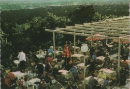 Hier geht es zur Karte mit dem Motiv 'Reger Betrieb am Müggelturm' Hier geht es zur Karte mit dem Motiv 'Reger Betrieb am Müggelturm'