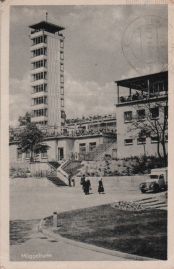 Hier geht es zur Karte mit dem Motiv 'Schwarzweißes Bild des Müggelturms' Hier geht es zur Karte mit dem Motiv 'Schwarzweißes Bild des Müggelturms'