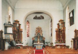 Hier geht es zur Karte mit dem Motiv 'Lichtdurchflutetes Inneres von St. Josef'