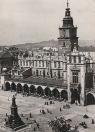 Hier geht es zur Karte mit dem Motiv 'Blick auf die Tuchhallen und den Rathausturm' Hier geht es zur Karte mit dem Motiv 'Blick auf die Tuchhallen und den Rathausturm'