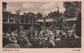 Hier geht es zur Karte mit dem Motiv 'Teilansicht Kroll-Garten' Hier geht es zur Karte mit dem Motiv 'Teilansicht Kroll-Garten'