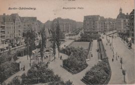 Hier geht es zur Karte mit dem Motiv 'Oldtimer am Bayerischen Platz' Hier geht es zur Karte mit dem Motiv 'Oldtimer am Bayerischen Platz'