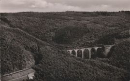 Hier geht es zur Karte mit dem Motiv 'Vadukt und Tunnel im Wald' Hier geht es zur Karte mit dem Motiv 'Vadukt und Tunnel im Wald'