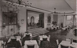 Hier geht es zur Karte mit dem Motiv 'Blick ins Restaurant Ebertor' Hier geht es zur Karte mit dem Motiv 'Blick ins Restaurant Ebertor'