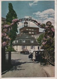 Hier geht es zur Karte mit dem Motiv 'Cabrio-Käfer vor dem Pförtnerhaus' Hier geht es zur Karte mit dem Motiv 'Cabrio-Käfer vor dem Pförtnerhaus'