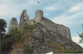 Hier geht es zur Karte mit dem Motiv 'Aufblick zur restaurierten Ruine' Hier geht es zur Karte mit dem Motiv 'Aufblick zur restaurierten Ruine'