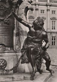 Hier geht es zur Karte mit dem Motiv 'Reiterstandbild am Schloss Charlottenburg' Hier geht es zur Karte mit dem Motiv 'Reiterstandbild am Schloss Charlottenburg'