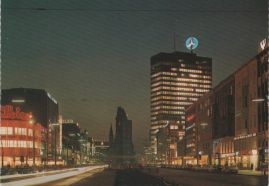 Hier geht es zur Karte mit dem Motiv 'Nachts in der Tauentzienstraße' Hier geht es zur Karte mit dem Motiv 'Nachts in der Tauentzienstraße'