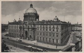 Hier geht es zur Karte mit dem Motiv 'Blick hinab zum Schloss' Hier geht es zur Karte mit dem Motiv 'Blick hinab zum Schloss'
