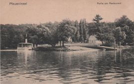 Hier geht es zur Karte mit dem Motiv 'Dampfer beim Pfaueninsel-Restaurant' Hier geht es zur Karte mit dem Motiv 'Dampfer beim Pfaueninsel-Restaurant'