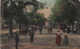 Hier geht es zur Karte mit dem Motiv 'Spaziergang am Brandenburger Tor' Hier geht es zur Karte mit dem Motiv 'Spaziergang am Brandenburger Tor'