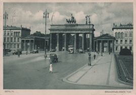 Hier geht es zur Karte mit dem Motiv 'Verkehr am Brandenburger Tor'