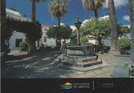 Hier geht es zur Karte mit dem Motiv 'Platz mit Brunnen und Palmen' Hier geht es zur Karte mit dem Motiv 'Platz mit Brunnen und Palmen'