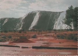 Hier geht es zur Karte mit dem Motiv 'Herabstürzendes Wasser am Uluru' Hier geht es zur Karte mit dem Motiv 'Herabstürzendes Wasser am Uluru'