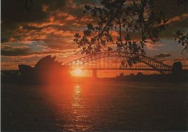 Hier geht es zur Karte mit dem Motiv 'Harbour Bridge im Gegenlicht'