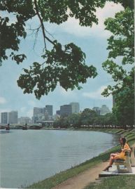 Hier geht es zur Karte mit dem Motiv 'Yarra River und Skyline' Hier geht es zur Karte mit dem Motiv 'Yarra River und Skyline'