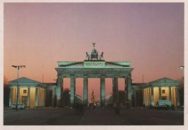 Hier geht es zur Karte mit dem Motiv 'Brandenburger Tor vor rötlichem Himmel' Hier geht es zur Karte mit dem Motiv 'Brandenburger Tor vor rötlichem Himmel'