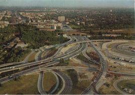 Hier geht es zur Karte mit dem Motiv 'Autobahnwirrwarr von oben' Hier geht es zur Karte mit dem Motiv 'Autobahnwirrwarr von oben'