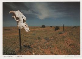 Hier geht es zur Karte mit dem Motiv 'Der Dingozaun am Oodnadatta Track' Hier geht es zur Karte mit dem Motiv 'Der Dingozaun am Oodnadatta Track'
