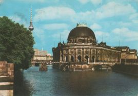 Hier geht es zur Karte mit dem Motiv 'Bodemuseum und Fernsehturm' Hier geht es zur Karte mit dem Motiv 'Bodemuseum und Fernsehturm'