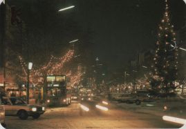 Hier geht es zur Karte mit dem Motiv 'Weihnachtsbaum und Schnee in Berlin' Hier geht es zur Karte mit dem Motiv 'Weihnachtsbaum und Schnee in Berlin'