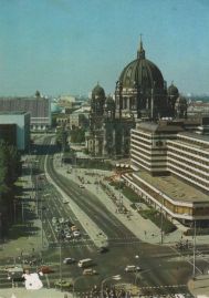 Hier geht es zur Karte mit dem Motiv 'Karl-Liebknecht-Straße und Dom' Hier geht es zur Karte mit dem Motiv 'Karl-Liebknecht-Straße und Dom'