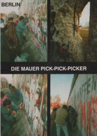 Hier geht es zur Karte mit dem Motiv 'Sammler von Mauerstücken' Hier geht es zur Karte mit dem Motiv 'Sammler von Mauerstücken'