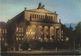 Hier geht es zur Karte mit dem Motiv 'Beleuchtetes Schauspielhaus' Hier geht es zur Karte mit dem Motiv 'Beleuchtetes Schauspielhaus'