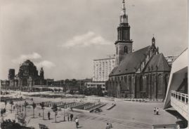 Hier geht es zur Karte mit dem Motiv 'Zwei Kirchen und der Fernsehturm' Hier geht es zur Karte mit dem Motiv 'Zwei Kirchen und der Fernsehturm'