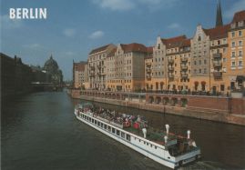 Hier geht es zur Karte mit dem Motiv 'Ein Schiff vor dem Nikolaiviertel' Hier geht es zur Karte mit dem Motiv 'Ein Schiff vor dem Nikolaiviertel'