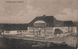 Hier geht es zur Karte mit dem Motiv 'Schule und Gärtnerei' Hier geht es zur Karte mit dem Motiv 'Schule und Gärtnerei'