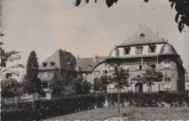 Hier geht es zur Karte mit dem Motiv 'Einige offene Fenster' Hier geht es zur Karte mit dem Motiv 'Einige offene Fenster'