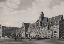 Hier geht es zur Karte mit dem Motiv 'Mit dem Rad vor dem Rathaus' Hier geht es zur Karte mit dem Motiv 'Mit dem Rad vor dem Rathaus'