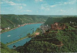 Hier geht es zur Karte mit dem Motiv 'Schiffe auf dem Fluss und am Ufer' Hier geht es zur Karte mit dem Motiv 'Schiffe auf dem Fluss und am Ufer'