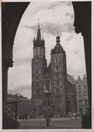 Hier geht es zur Karte mit dem Motiv 'Durch den Bogen geblickt' Hier geht es zur Karte mit dem Motiv 'Durch den Bogen geblickt'