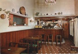 Hier geht es zur Karte mit dem Motiv 'Die Bar im Parador Nacional' Hier geht es zur Karte mit dem Motiv 'Die Bar im Parador Nacional'