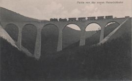 Hier geht es zur Karte mit dem Motiv 'Zwei Loks für fünf Wagen' Hier geht es zur Karte mit dem Motiv 'Zwei Loks für fünf Wagen'